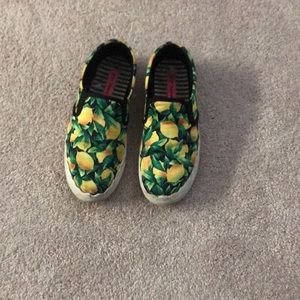 Old Shoes/Worn-up a little